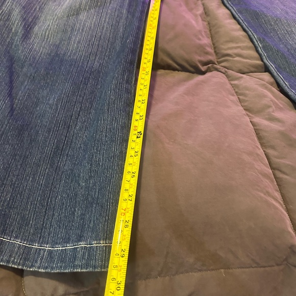 Gloria Vanderbilt Embroidered Wide Leg Jeans – Size 18 / 44” Outseam - Picture 7 of 7